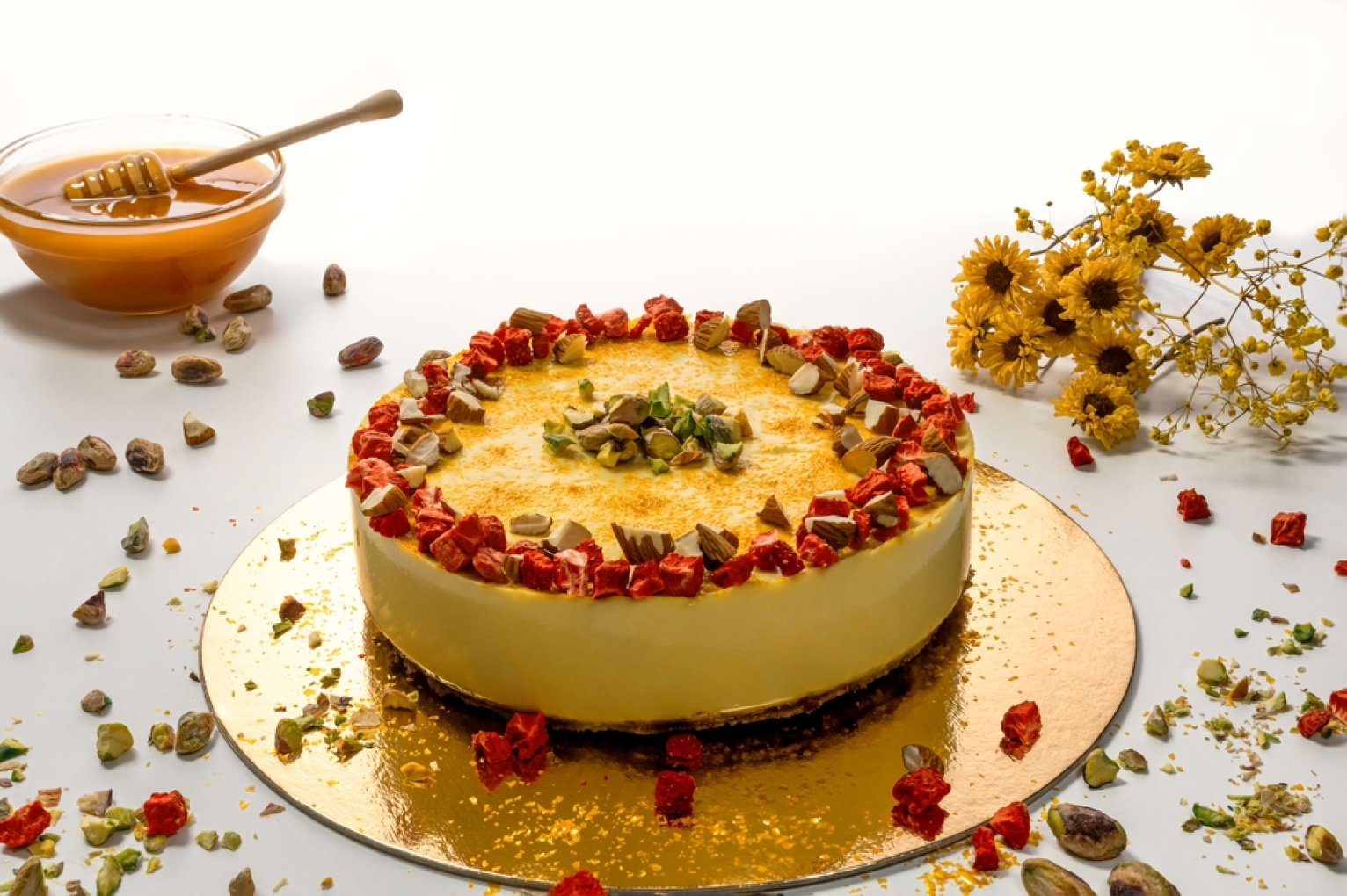 Fira lucia med Raw saffranstårta