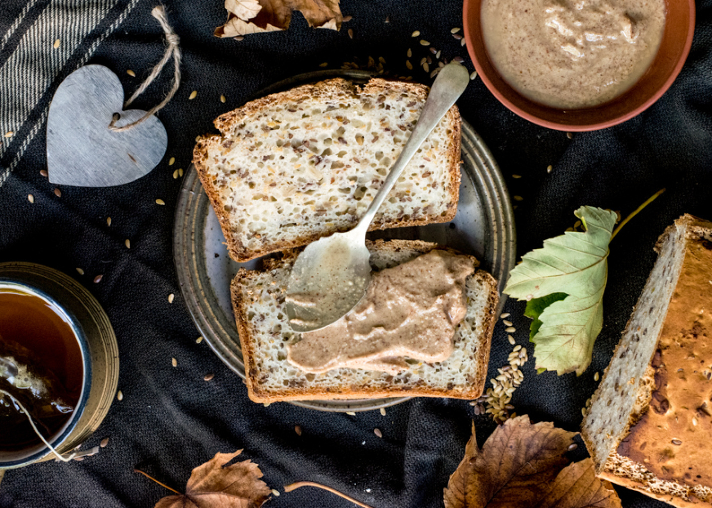 Hälsosam brödbakning med Prebiotiskt banan- & hampabröd