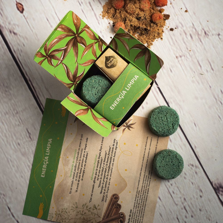 Sacred Smoke Kit Clean Energy Limpia  i gruppen Hem & Själ / Stämning & doft / Rökelse hos Rawfoodshop Scandinavia AB (142-01)