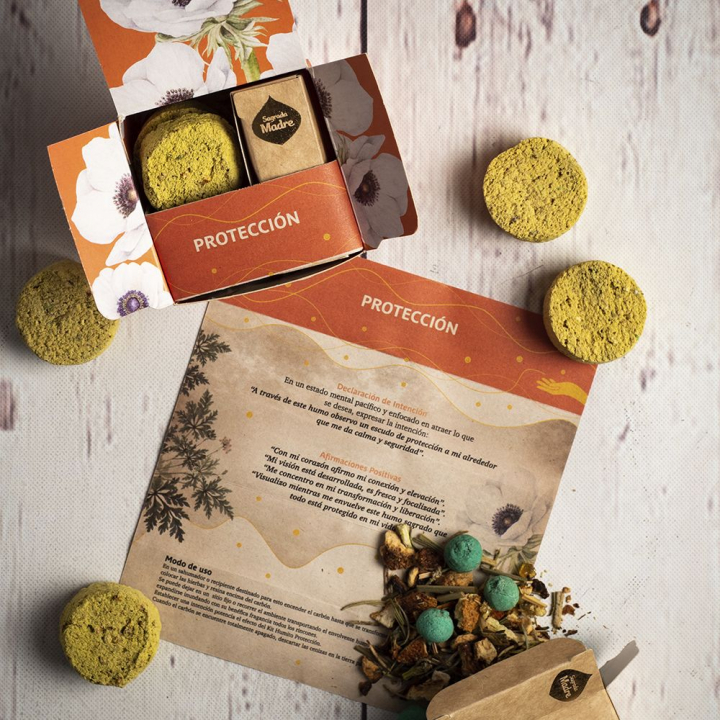 Sacred Smoke Kit Protection i gruppen Hem & Själ / Ritual & Cermoni / Rökelse, Ljus & Dofter hos Rawfoodshop Scandinavia AB (144-01)