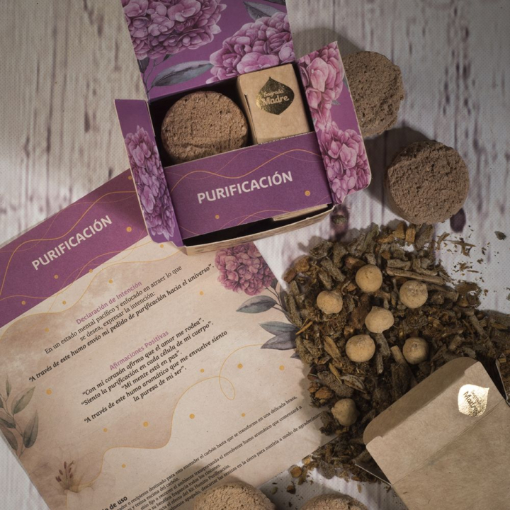 Sacred Smoke Kit Purification i gruppen Hem & Själ / Ritual & Ceremoni / Rökelse, Ljus & Dofter hos Rawfoodshop Scandinavia AB (146-01)