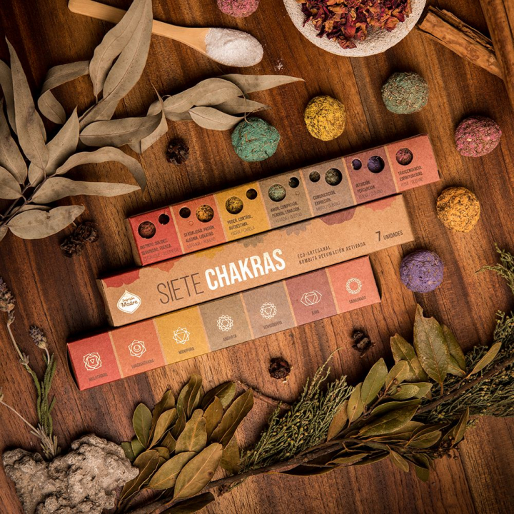 7 Chakra Cleansing Bombita rökelsebollar i gruppen Hem & Själ / Stämning & doft / Rökelse hos Rawfoodshop Scandinavia AB (57-01)