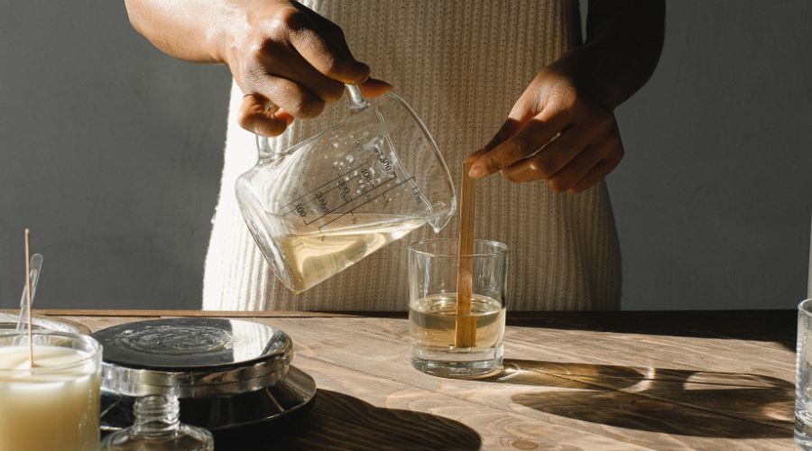 DIY doftljus med naturligt risvax och eterisk olja!