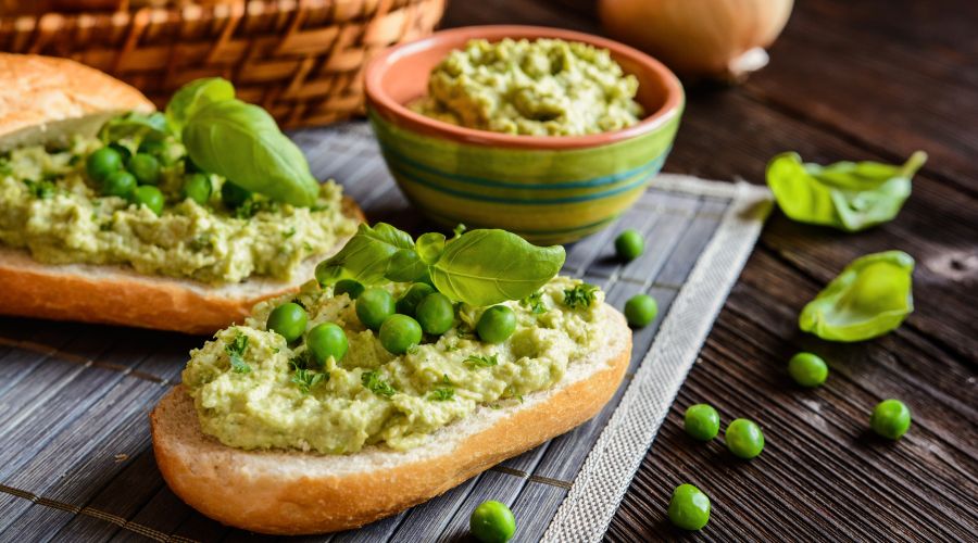 Krämigt proteinpålägg med ärtproteinpulver
