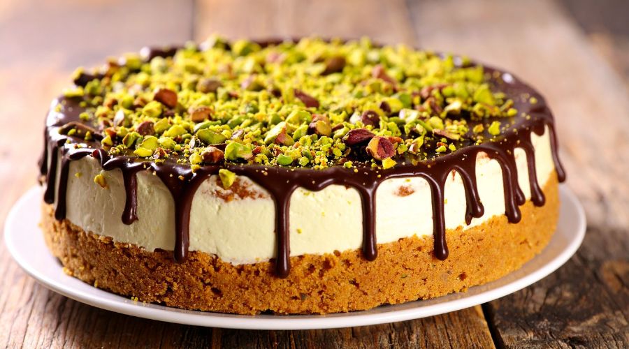 Vegansk cheesecake med choklad & pistage Vegansk cheesecake med choklad & pistage