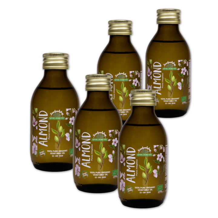 Mandelolja kallpressad EKO 50ml x 5 flaskor i gruppen Råvaror & Dryck / Nötter / Nötoljor / Mandelolja hos Rawfoodshop Scandinavia AB (2081201-SET5)