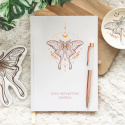 Reflektionsdagsbok Luna Moth med Kulspetspenna Klar Kvarts