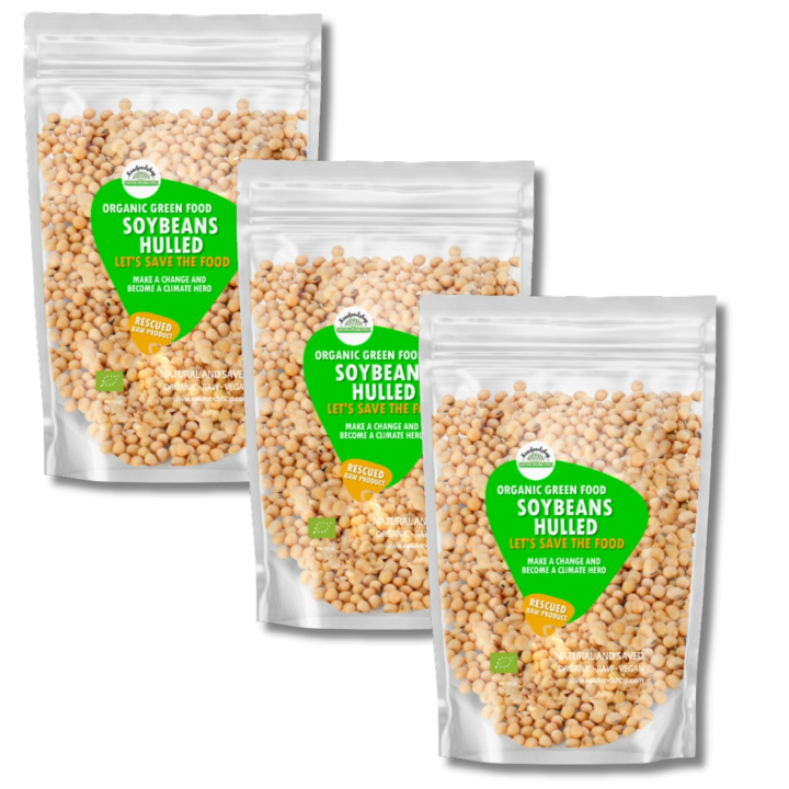 Sojabönor Skalade EKO 1kg x 3 paket i gruppen Råvaror & Dryck / Skafferiet / Baljväxter / Bönor hos Rawfoodshop Scandinavia AB (SFBON51-SET3)