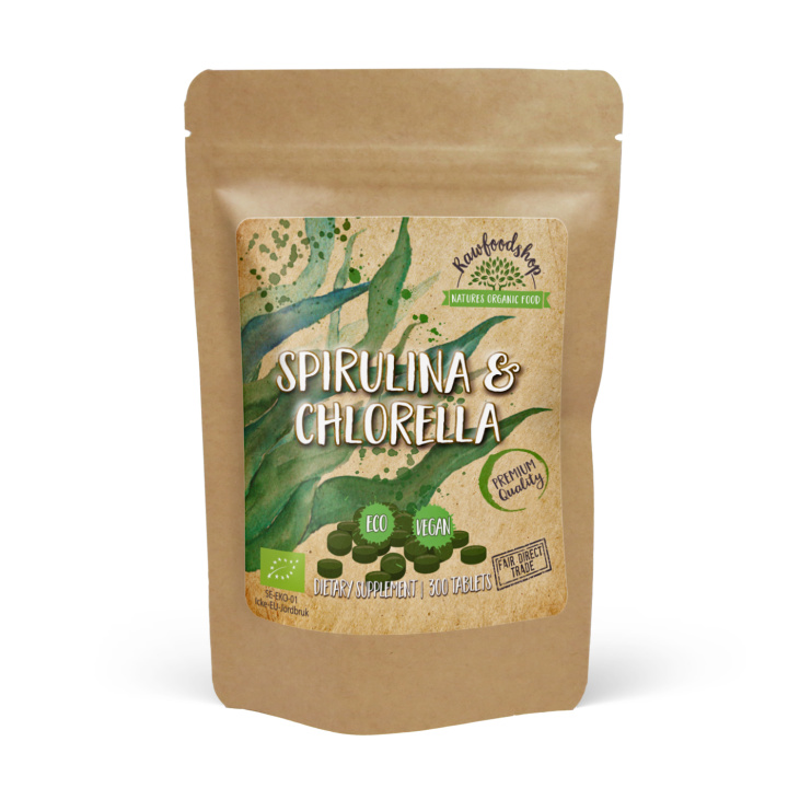 Spirulina Chlorella EKO 500mg 300 tabletter i gruppen Kosttillskott / Örter & Växter / Algtillskott hos Rawfoodshop Scandinavia AB (SPICHLORTAB500)